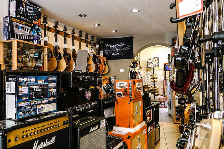 Cửa hàng nhạc cụ nổi tiếng tại Cần Thơ